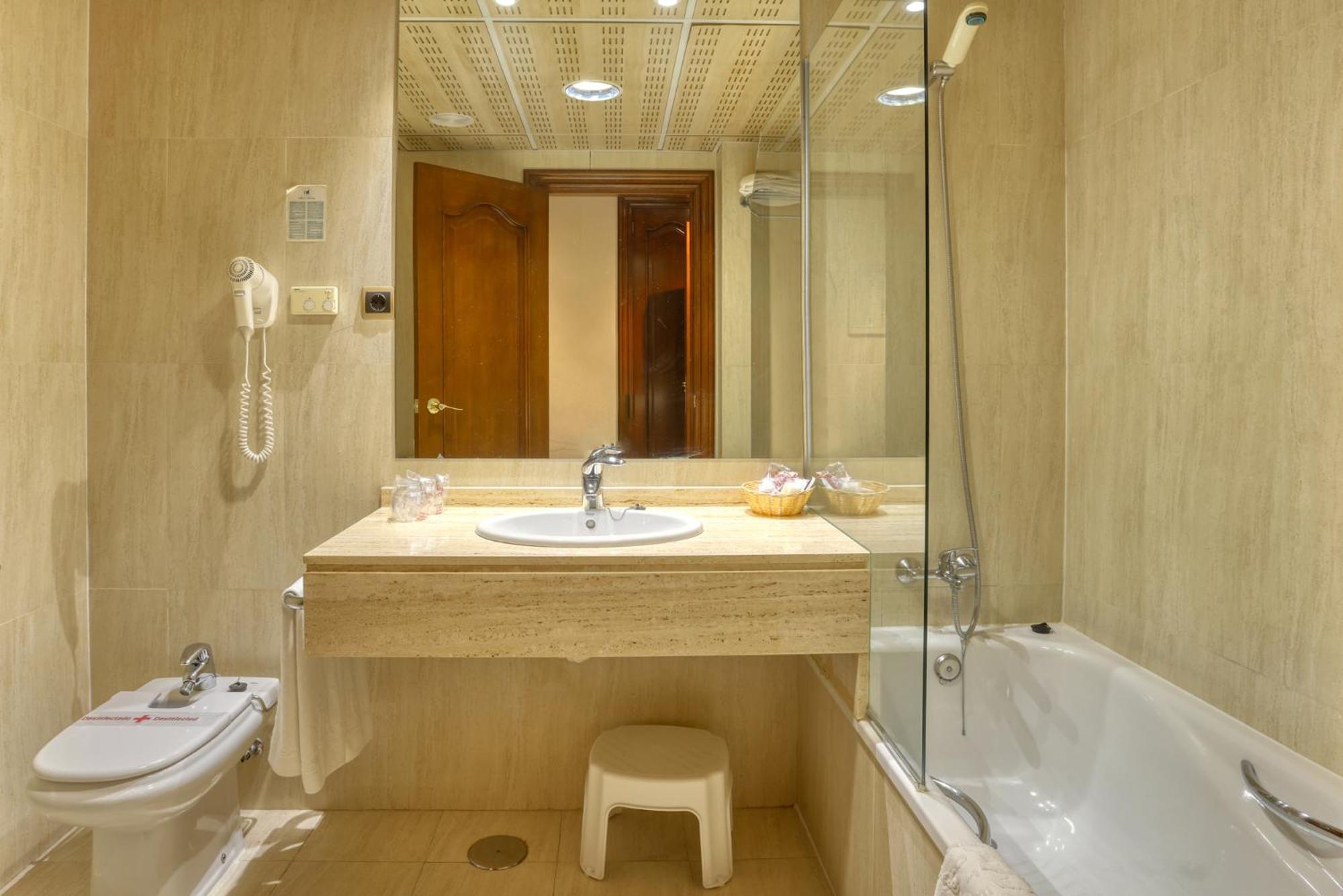 Hotel Villa De Almazan Luaran gambar