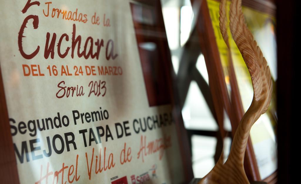 Hotel Villa De Almazan Luaran gambar