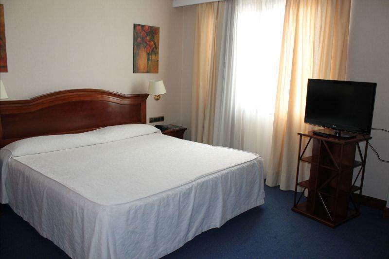 Hotel Villa De Almazan Luaran gambar