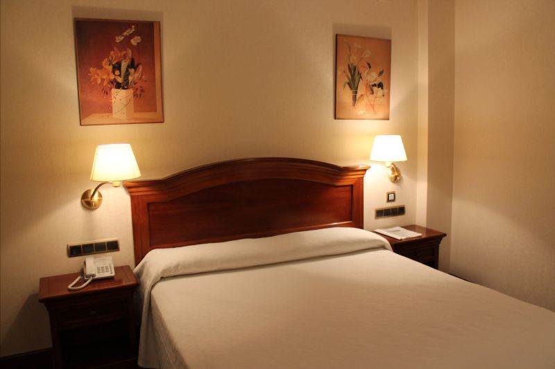 Hotel Villa De Almazan Luaran gambar