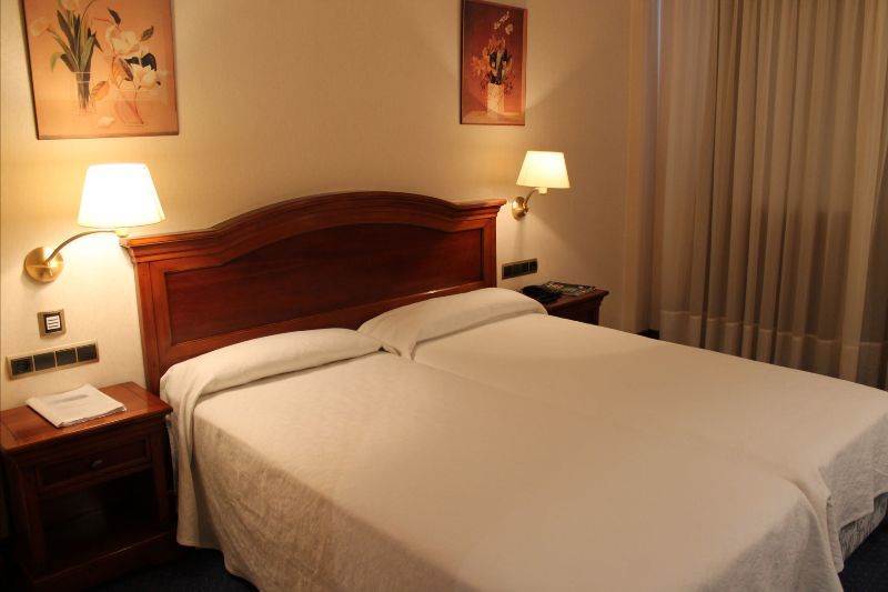 Hotel Villa De Almazan Luaran gambar